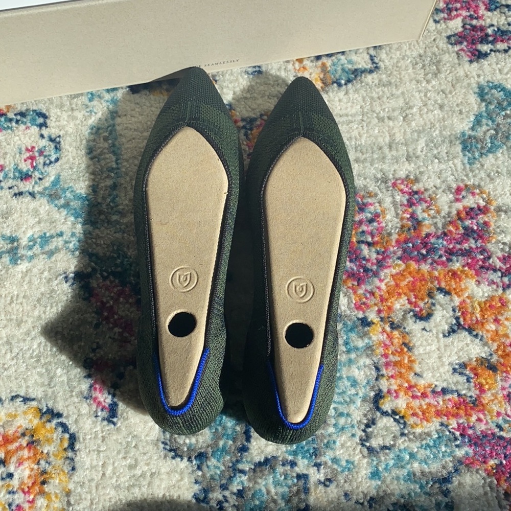 Rothy’s NWT- racer green check- retired style